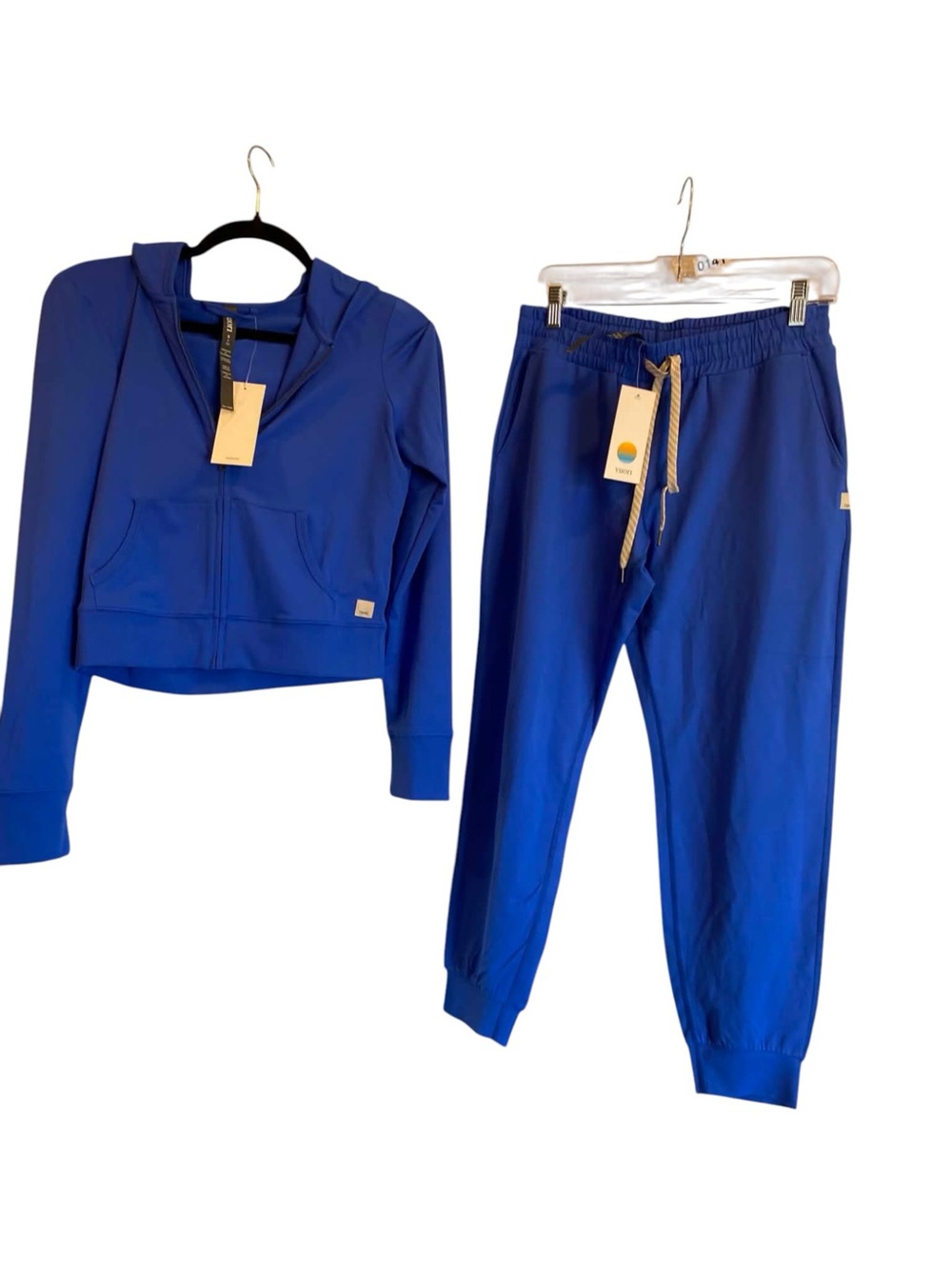 NWT Vuori Halo Mini Full Zip Hoodie/Performance Jogger Set ELECTRIC BLUE Size
 S
